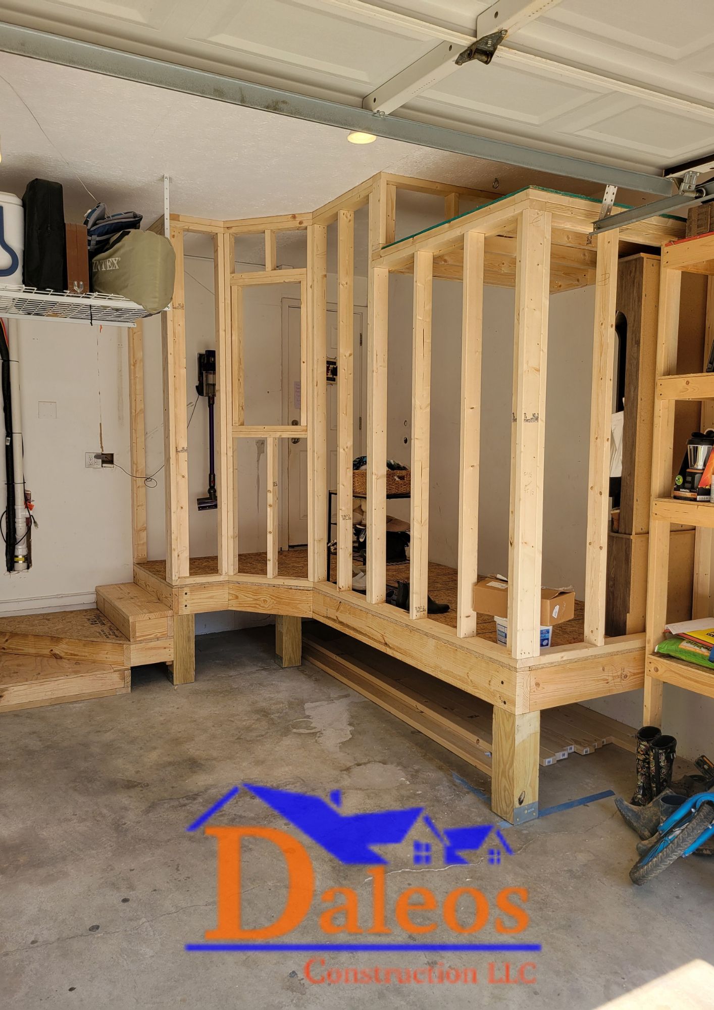 Daleos Construction LLC Image